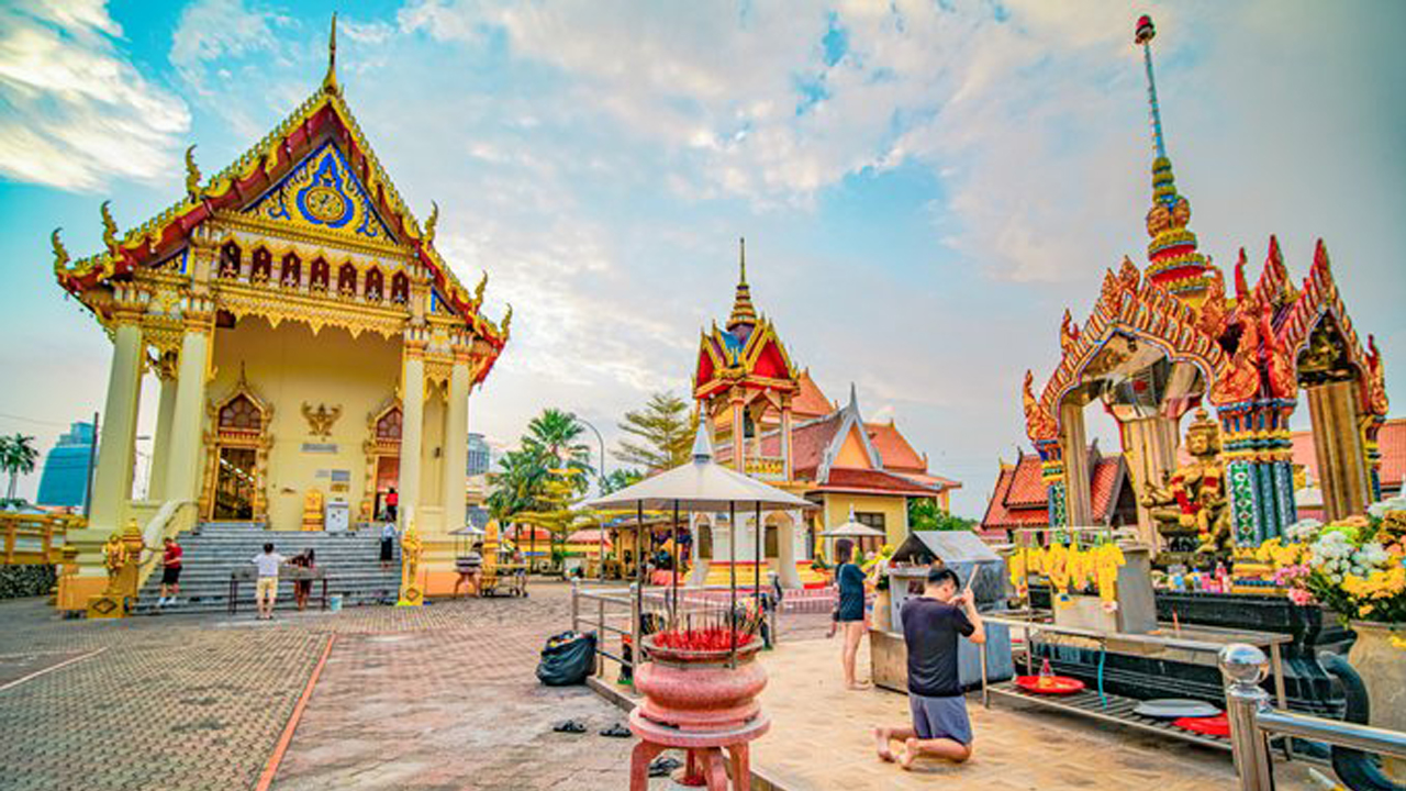 Temples in Petaling Jaya