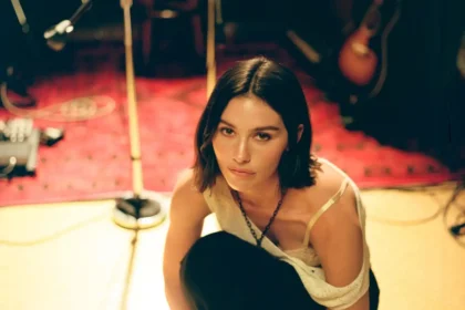Gracie Abrams, Ella Langley, and the New Class Rewriting Pop's Center of Gravity
