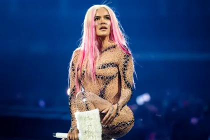 KAROL G's "No Me Arrepiento De Sentir Tanto": Full Tracklist & Meaning