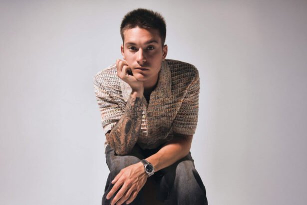 Cameron Whitcomb's Breakout Single Sold Out a Show in Seconds, So He's Bringing 'Kingdom of Fear' to 14 European Cities