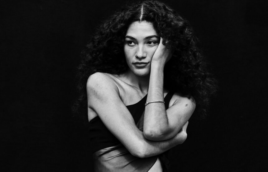 Olivia Dean Confirms She’s Headlining Lollapalooza India 2027, and Her Own Instagram Story Started the Countdown