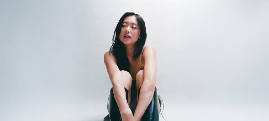 Sarah Kinsley Is Finally Playing Melbourne, and Her Fleeting Tour Has Been Building to This All Year